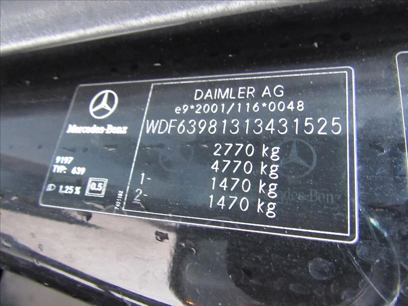 Mercedes-Benz Viano 3,0 CDi V6 150kW - fotka 25 z 30
