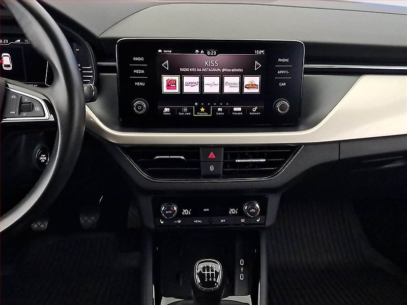 Škoda Scala (2019) 1.0 TSI, Tempomat - fotka 12 z 20