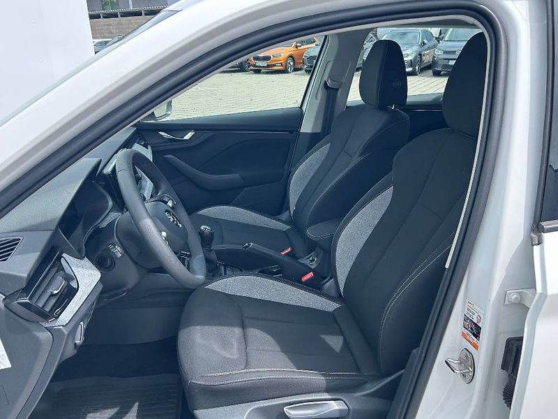 Škoda Kamiq Selection 6MP 1,0TSI - fotka 6 z 22