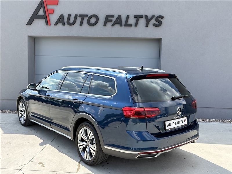 Volkswagen Passat 2,0 TSI 206 KW 4M AUT ALLTRACK - fotka 5 z 36