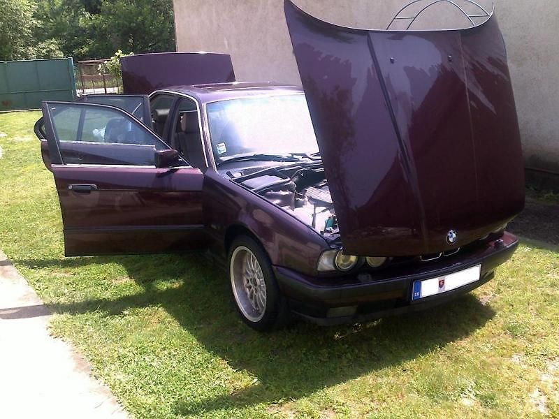 ZKUŠENOSTI UŽIVATELE: BMW 525i 