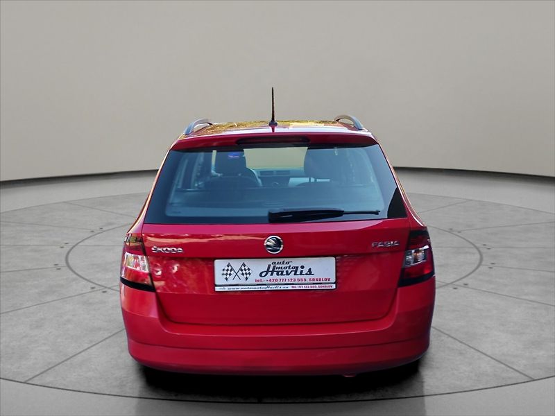 Škoda Fabia 1,2 TSI 66KW KOMBI - fotka 6 z 19