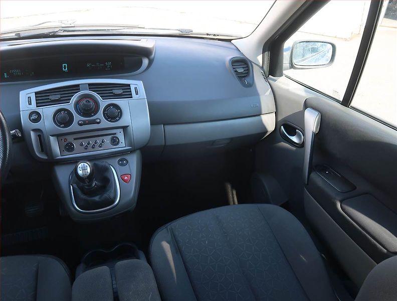 Renault Scénic (2009) 1.6 16V, po STK, slušný stav - fotka 8 z 15