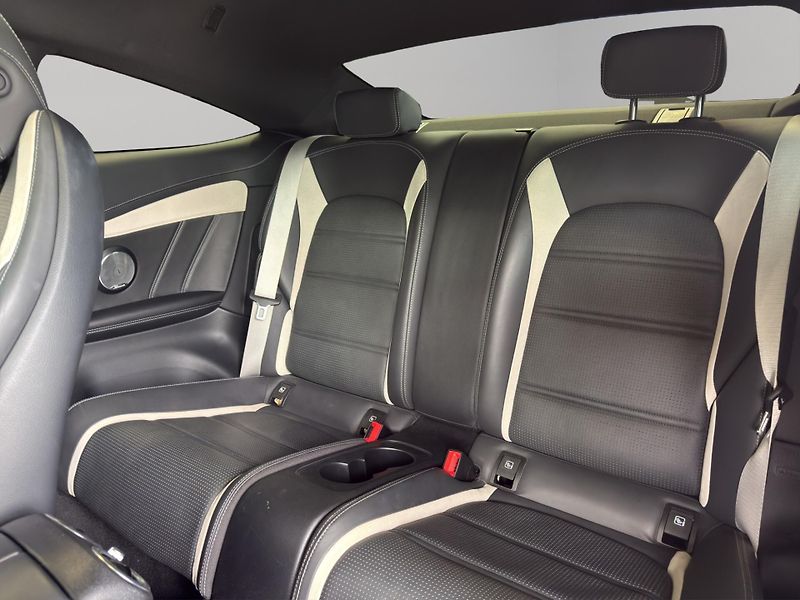 Mercedes-Benz Třídy C (2019) Mercedes-AMG C 63 S kupé - fotka 20 z 21