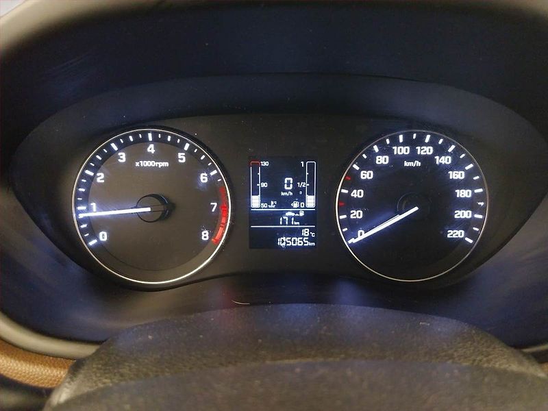 Hyundai i20 (2017) 1.2, ČR,1.maj, Serv.kniha - fotka 11 z 15