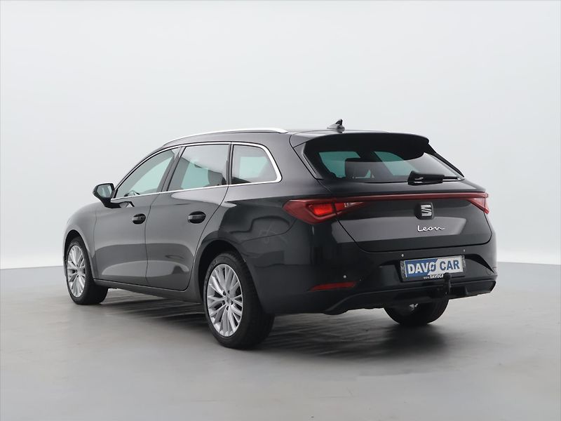 Seat Leon 2,0 TDI DSG Xcellence ST - fotka 5 z 28