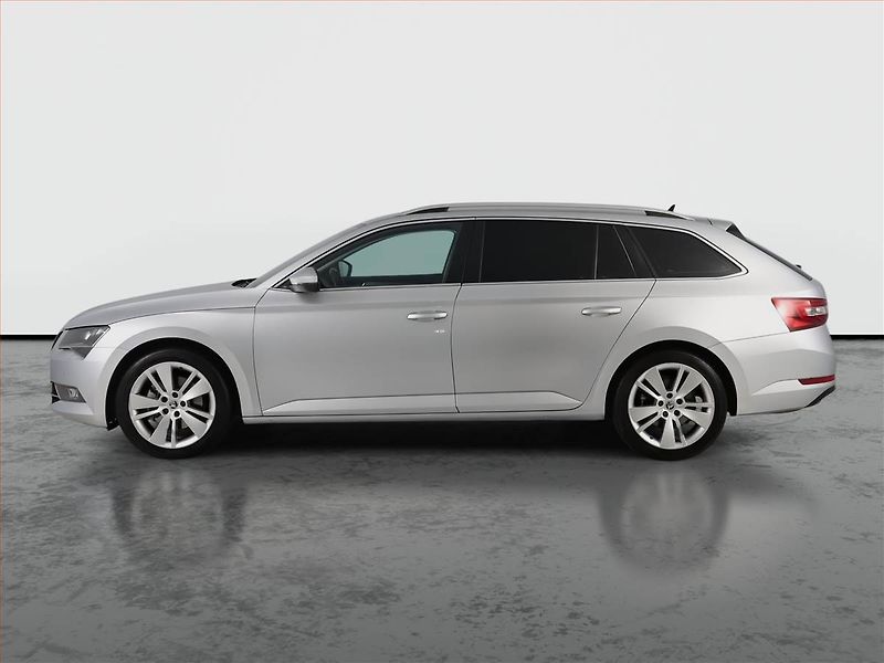Škoda Superb (2015) Style 2.0 TDI, Serv.kniha - fotka 3 z 23
