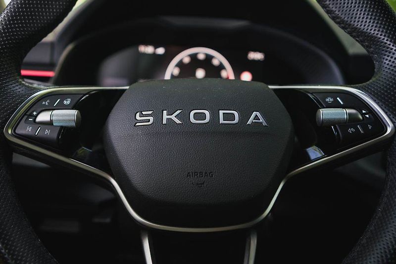 Škoda Scala (2025) 1.0 TSI, Drive - fotka 19 z 28