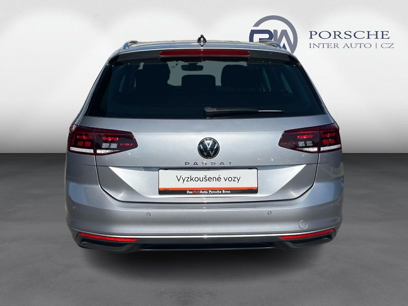 Volkswagen Passat 2.0TDI 7DSG BUSINESS PREMIUM 1 - fotka 7 z 22
