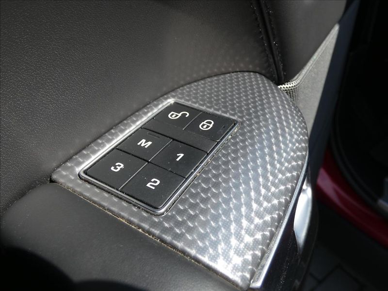 Land Rover Range Rover Sport 3,0 SDV6 Dyn-HSE,1.Maj,ČR,DPH - fotka 15 z 42
