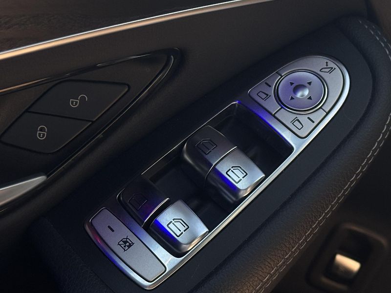 Mercedes-Benz GLC (2020) 200 kupé 4Matic DPH ČR - fotka 27 z 53