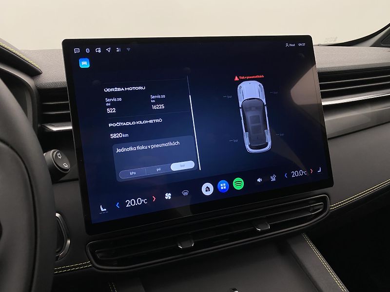 Lynk & Co 01 CORE PHEV AUT CZ 1.maj - fotka 36 z 72