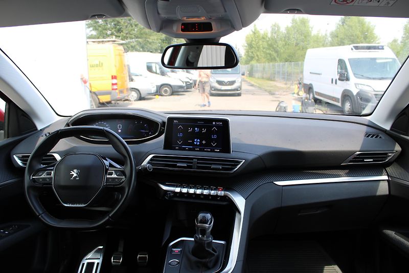 Peugeot 3008 1,5 HDI Allure 1.Majitel ČR - fotka 12 z 23
