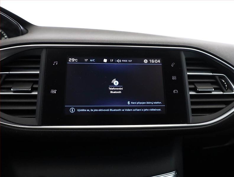 Peugeot 308 (2017) 1.2 PureTech, Serv.kniha - fotka 12 z 17