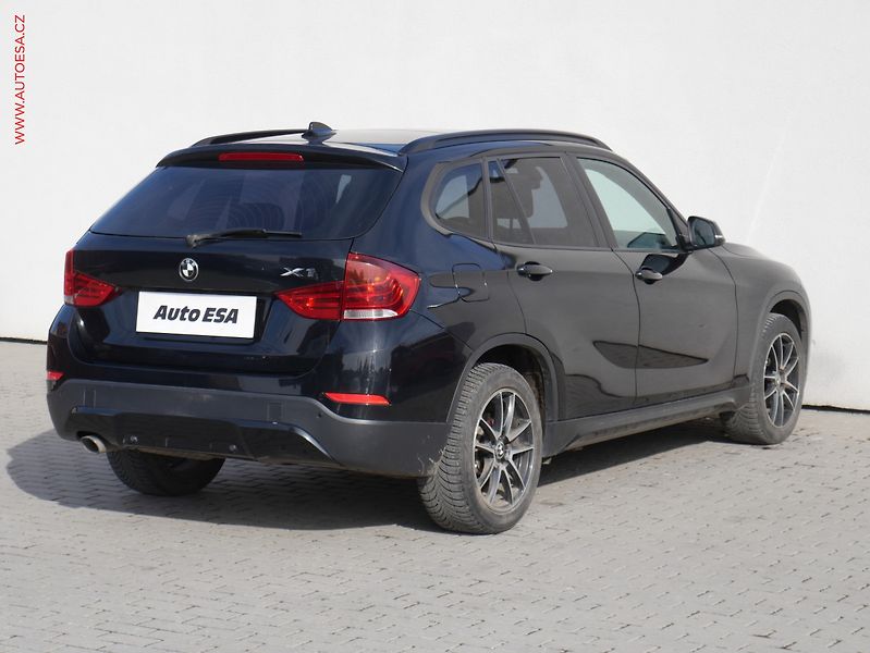BMW X1 (2012) 2.0D xDrive 20d, AT - fotka 4 z 17