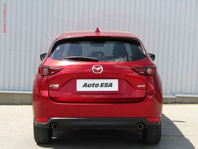 Mazda CX-5 (2017) 2.2D 4x4, ČR, AT, navi - fotka 5 z 22