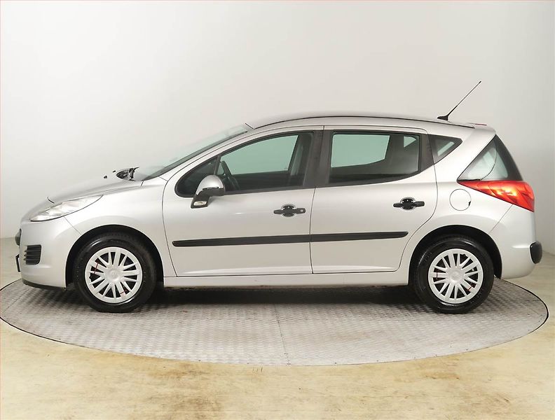 Peugeot 207 (2011) 1.4, po STK, levný provoz - fotka 3 z 15