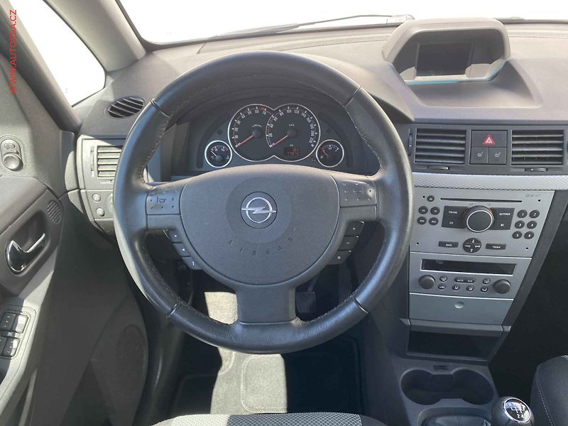 Opel Meriva (2010) 1.6i, AC, park.asist - fotka 11 z 15