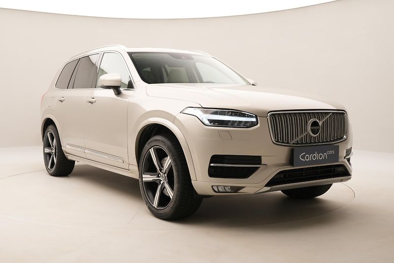 Volvo XC90 D5 AWD INSCRIPTION REZERVACE - fotka 14 z 56
