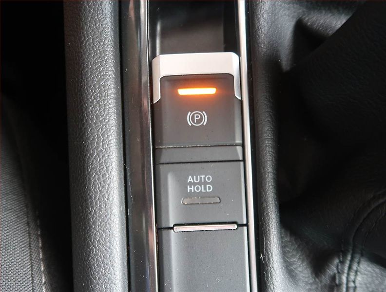 Volkswagen Tiguan (2022) Life 2.0 TDI - fotka 20 z 23