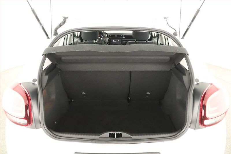 Citroën C3 (2021) 1.2 PureTech, ČR,1.maj - fotka 12 z 12