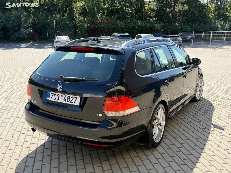 Volkswagen Golf (2010) 1.6TDI, 77kw Nová STK - fotka 5 z 20