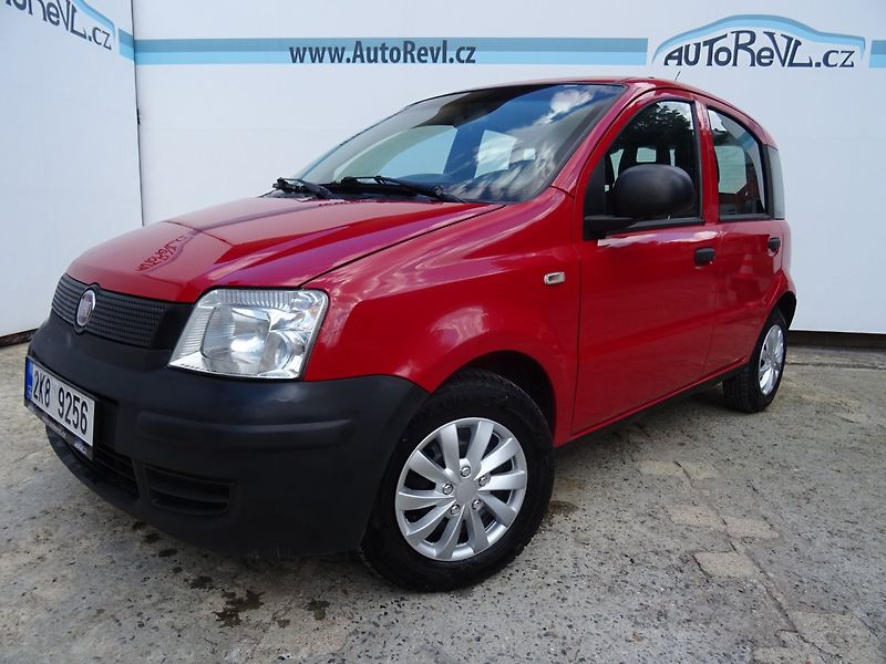 Fiat Panda (2010) 1.1i,NovéČR,s.kniha - fotka 2 z 19