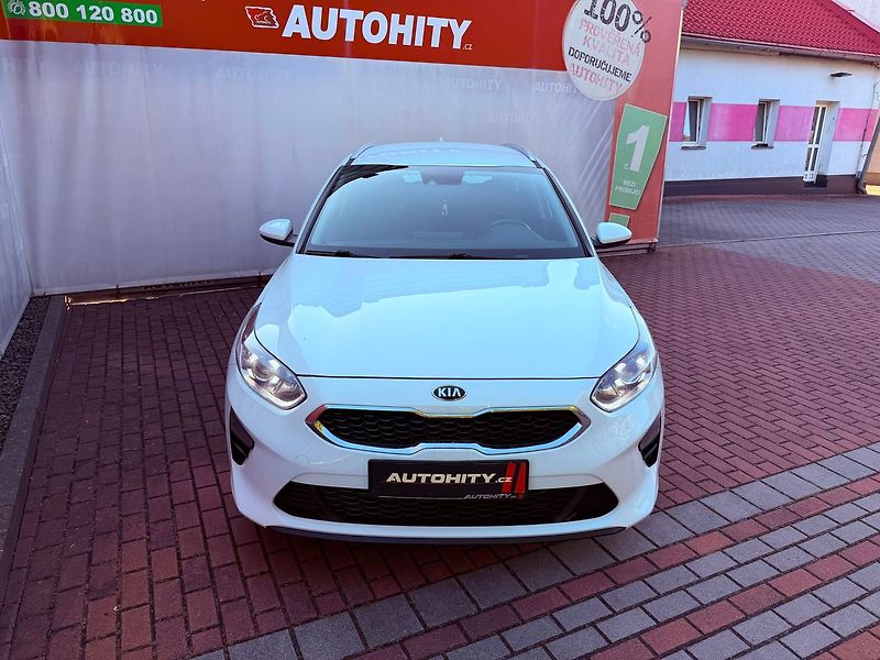 Kia Ceed 1.5 T-GDi Exclusive, ČR - fotka 2 z 28
