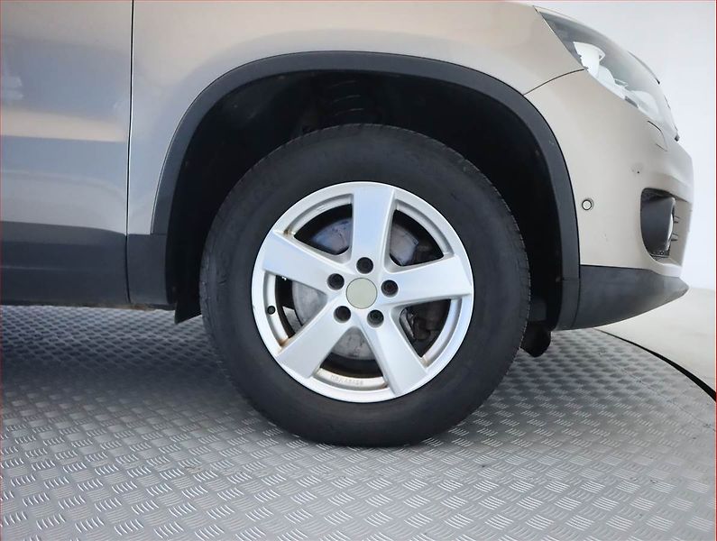 Volkswagen Tiguan (2012) Exclusive 2.0 TDI, 4X4 - fotka 15 z 20