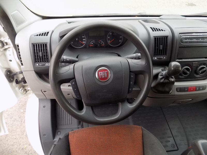 Fiat Ducato (2011) 2.3 88KW 6MÍST L2H1 - fotka 21 z 47
