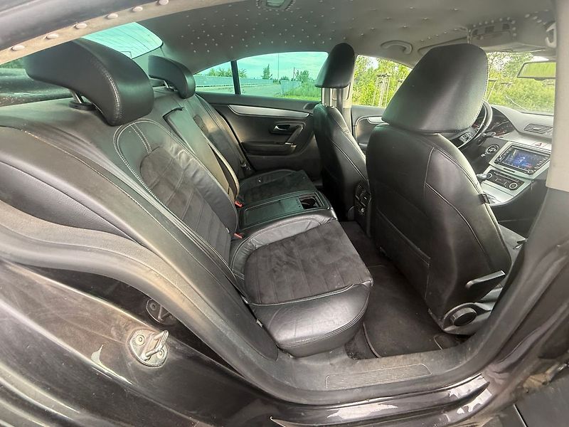 Volkswagen CC - fotka 12 z 16
