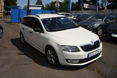 Škoda Octavia (2013) 1.6 TDi, Pravidelný servis - fotografie inzerátu