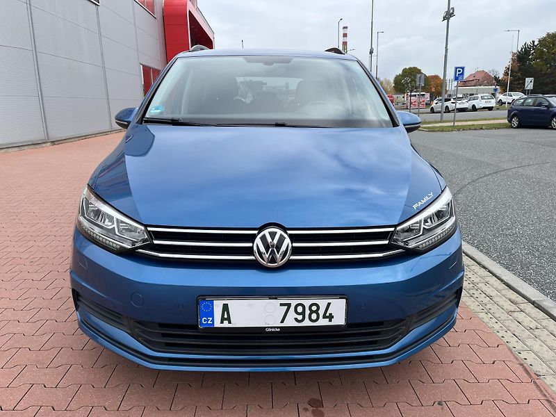 Volkswagen Touran 1.6 TDi 85 kW Full Led 7 Míst - fotka 3 z 36