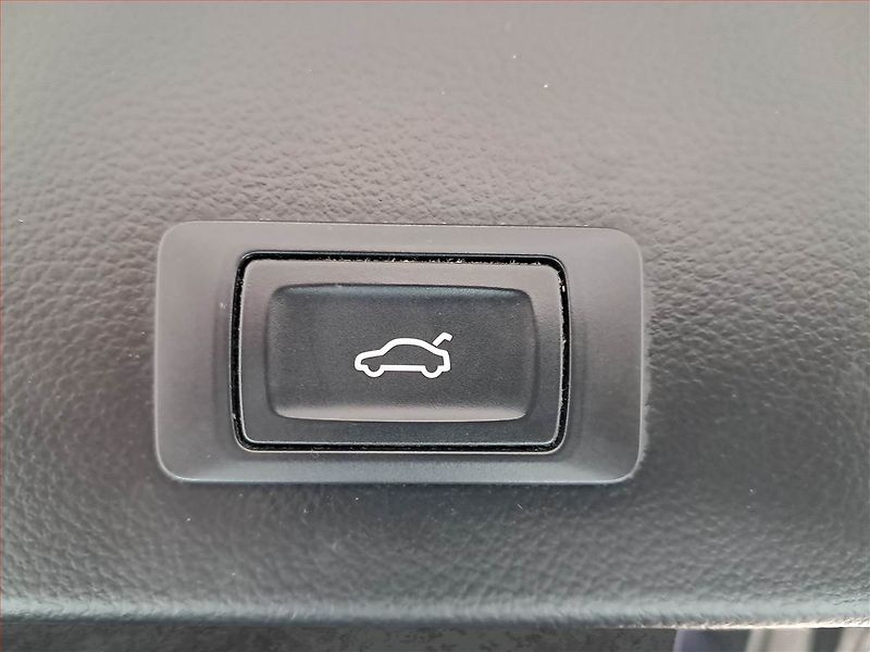Audi A6 (2014) 3.0 BiTDI, 4X4, Automat, Kůže - fotka 24 z 24