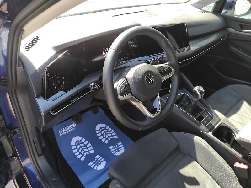 Volkswagen Golf 2,0TDi 110kW, Style, ČR, - fotka 15 z 59