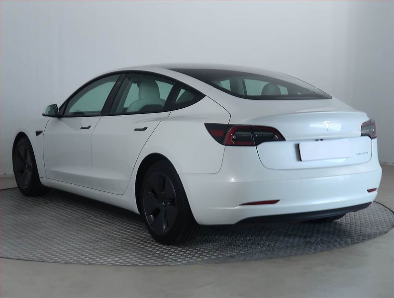 Tesla Model 3 (2020) Long Range 4WD 74kWh - fotka 4 z 22
