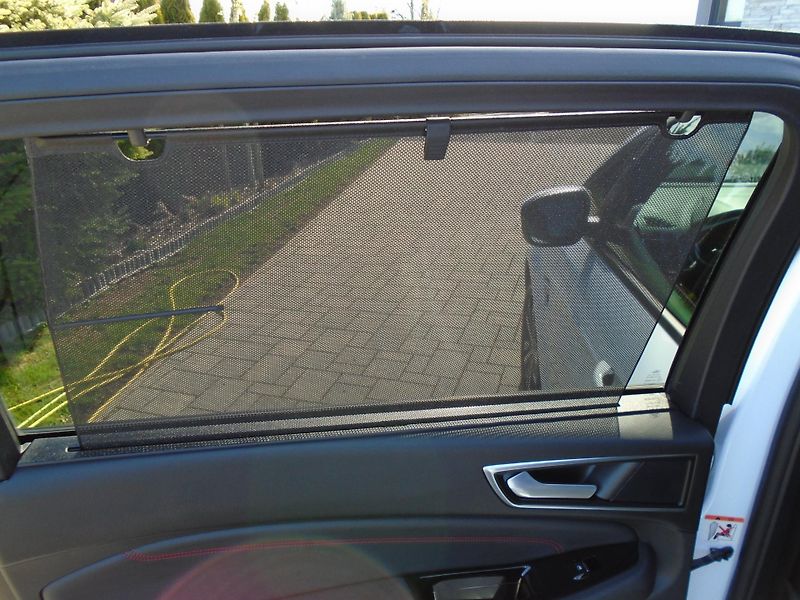 Ford S-MAX 2,0EcoBlue 140kW AWD ST-Line A - fotka 31 z 50