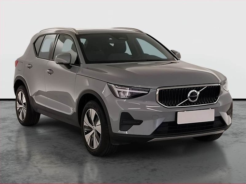 Volvo XC40 (2024) B4 - fotografie inzerátu