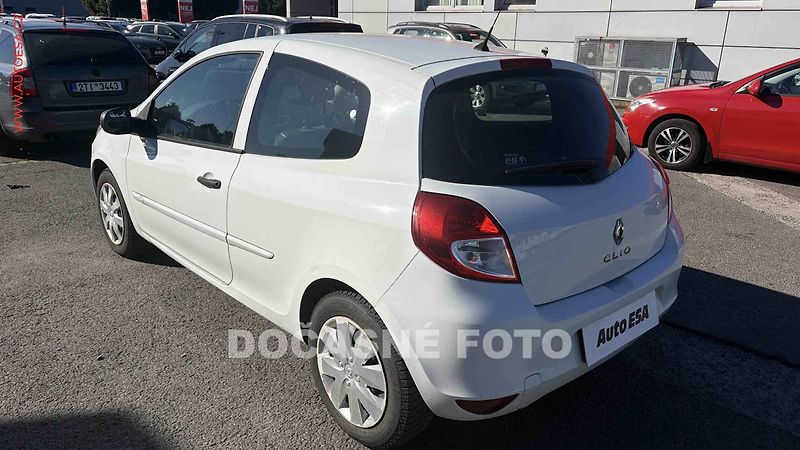 Renault Clio (2012) 1.2i, ČR, STK6/28 - fotka 2 z 3