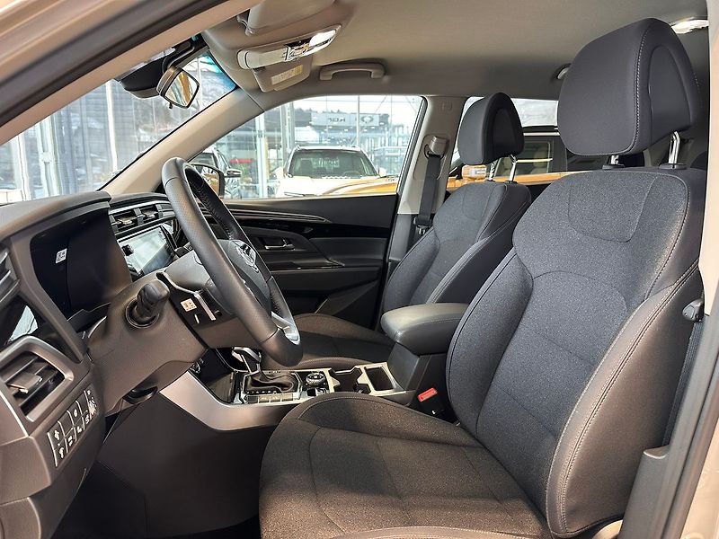 KGM Korando SMART 1.5 GDI-T 72702 - fotka 9 z 11