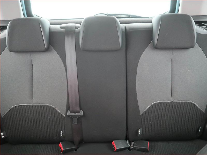 Citroën C3 (2011) 1.4 HDi, rezervace - fotka 8 z 12