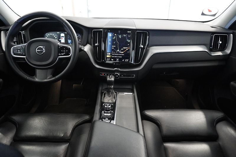 Volvo XC60 (2017) - fotka 15 z 29