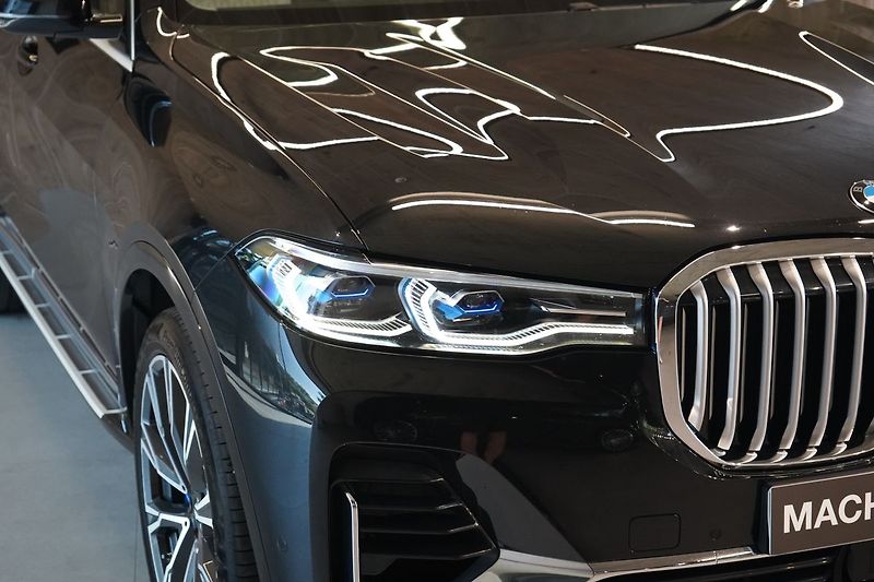BMW X7 40d xDrive, Laser, Tažné, HUD - fotka 5 z 50