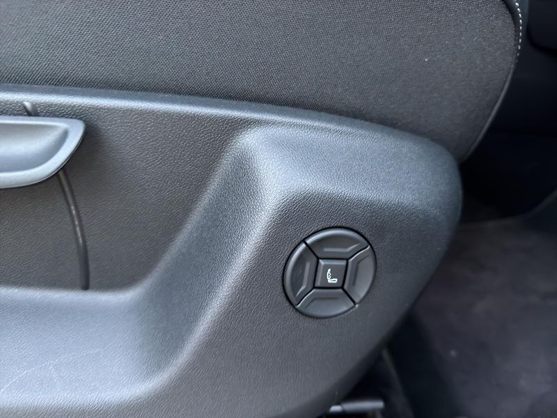 Volkswagen Tayron (2025) R-LINE Harman Kardon PANORAMA - fotka 22 z 27
