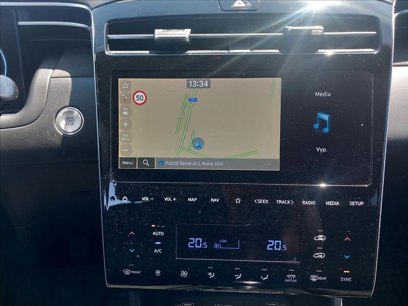 Hyundai Tucson 1,6 T-GDI MT STYLE - fotka 11 z 26