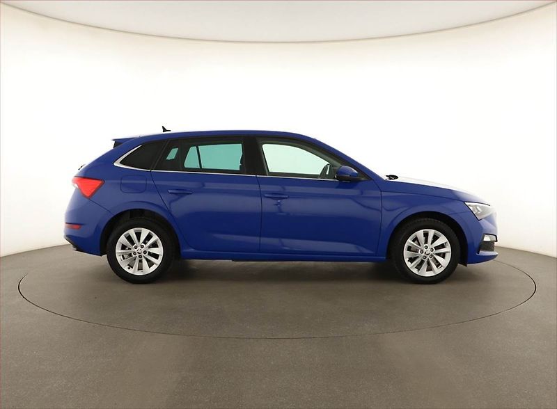 Škoda Scala (2023) Style 1.0 TSI, Automat, ČR - fotka 6 z 14