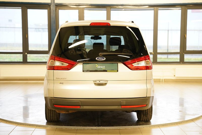 Ford Galaxy - fotka 6 z 20