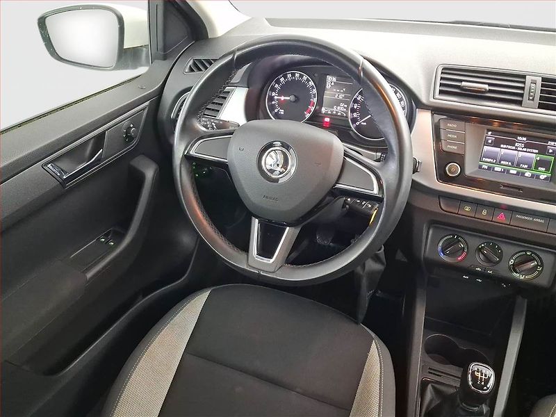 Škoda Fabia (2017) 1.4 TDI, Tempomat - fotka 7 z 16