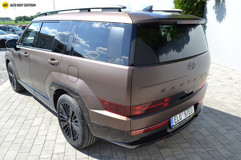 Hyundai Santa Fe 1.6T-GDI PHEV 4WD CALLIGRAPHY - fotka 3 z 73