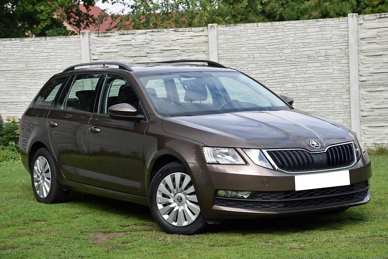Škoda Octavia 1.5 TSi G-TEC,NAVI,TEMP,TAŽNÉ - fotka 1 z 45